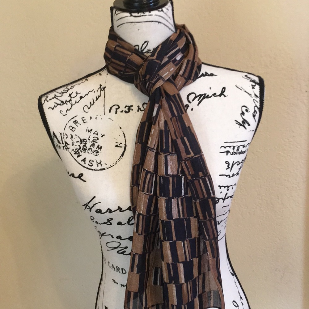 Scarf/ wrap - Picture 3 of 3